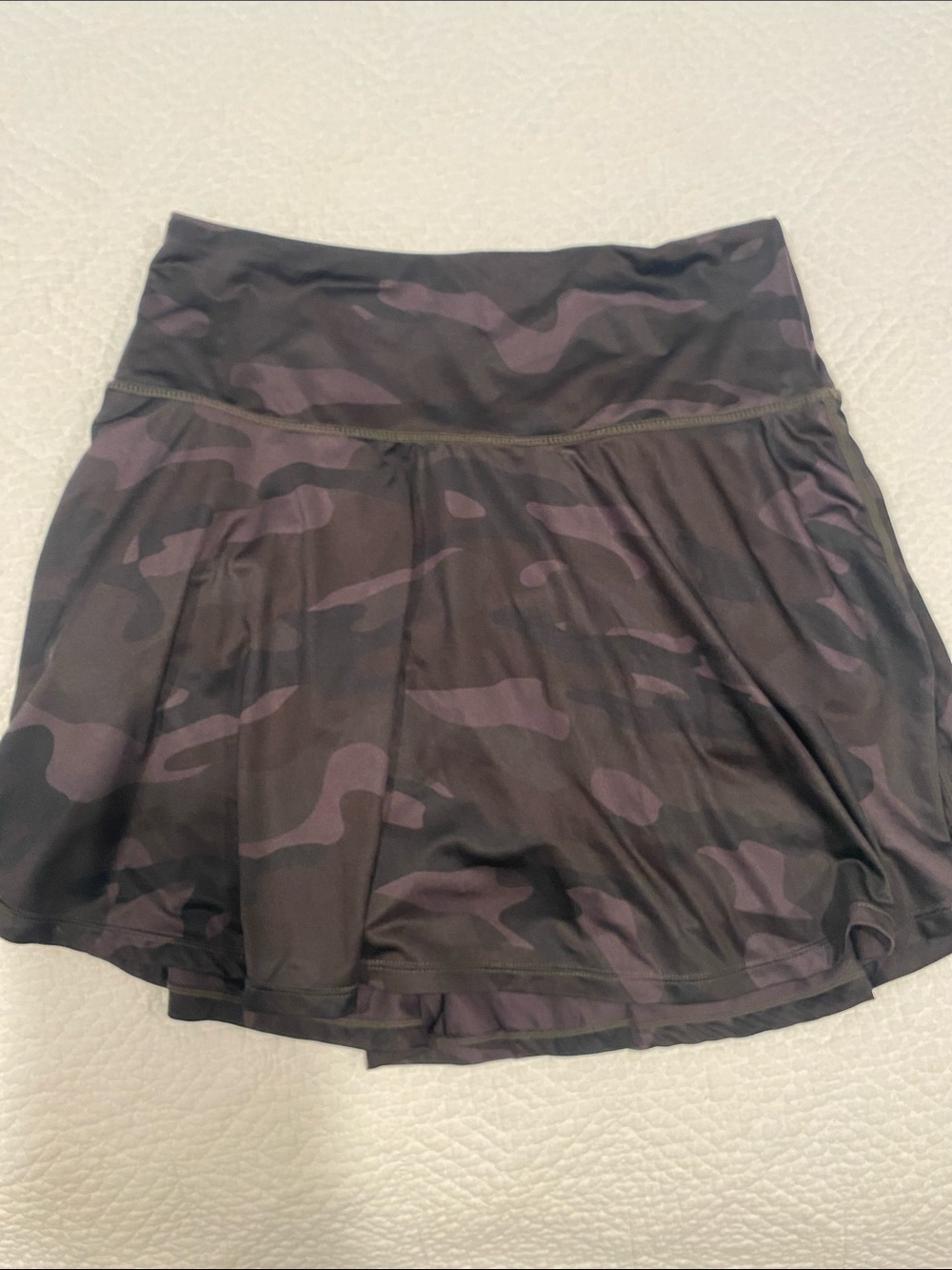 Active Circle Skirt in Black and Dark Purple Camo